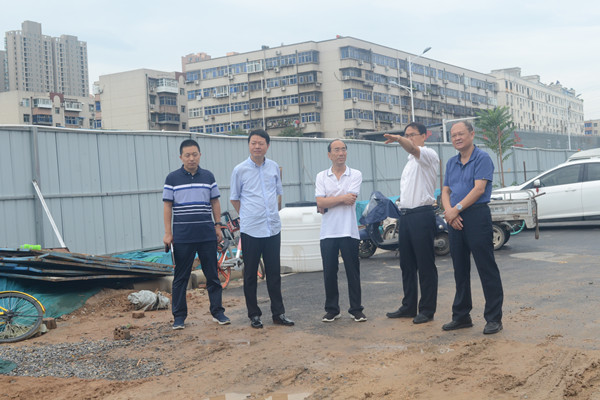 yl23455永利集团官网党委书记秦广远调研西站路工程