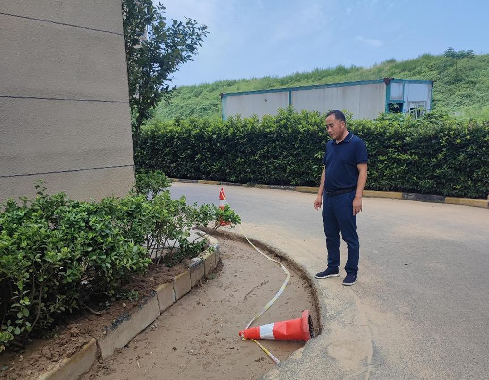 yl23455永利集团官网党委委员、副总经理祁红军到柳林安置区检查督导消防整改和验收工作